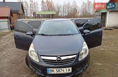 Хэтчбек Opel Corsa 2008 в Заречном