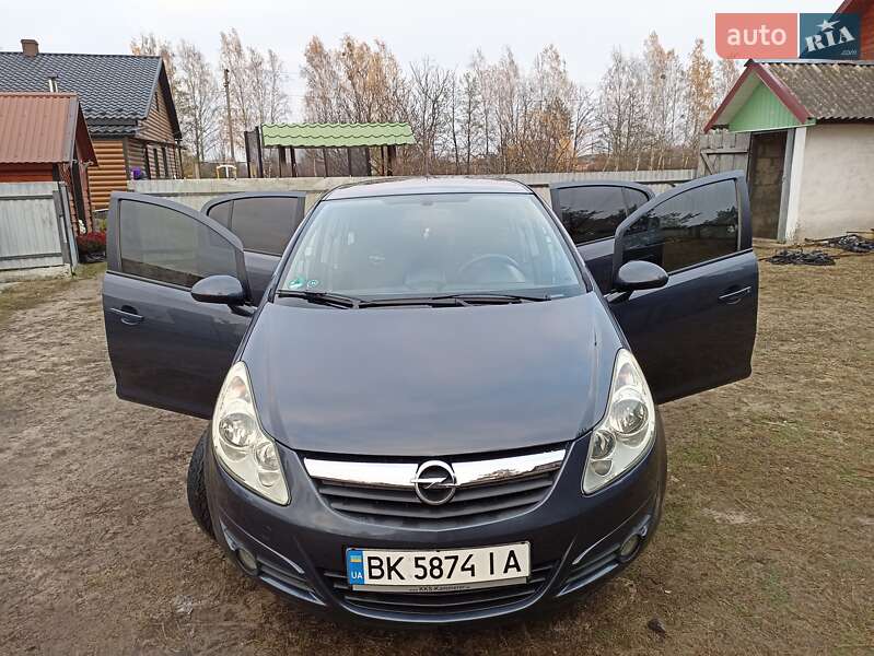 Хэтчбек Opel Corsa 2008 в Заречном фото Хэтчбек Opel Corsa 2008 в Заречном