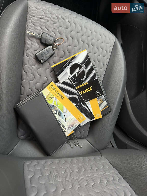 Хетчбек Opel Corsa 2012 в Києві