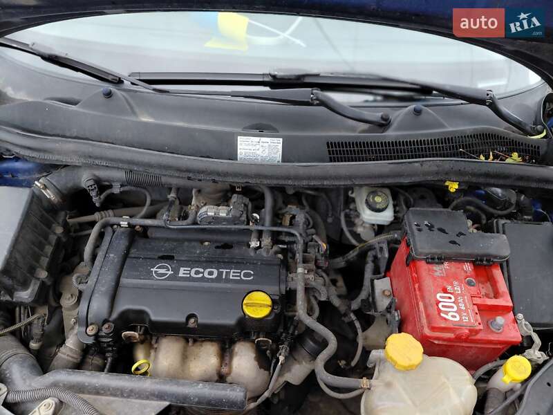 Хетчбек Opel Corsa 2008 в Калуші фото 5 Хетчбек Opel Corsa 2008 в Калуші