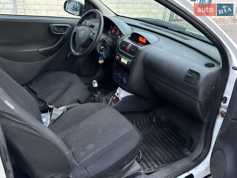 Хэтчбек Opel Corsa 2004 в Николаеве фото 5 Хэтчбек Opel Corsa 2004 в Николаеве