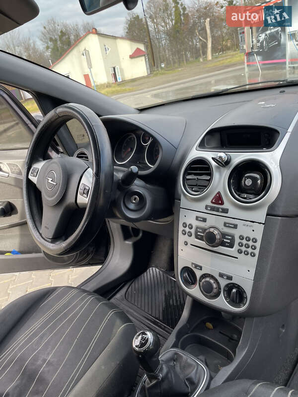 Хетчбек Opel Corsa 2009 в Стрию фото 16 Хетчбек Opel Corsa 2009 в Стрию