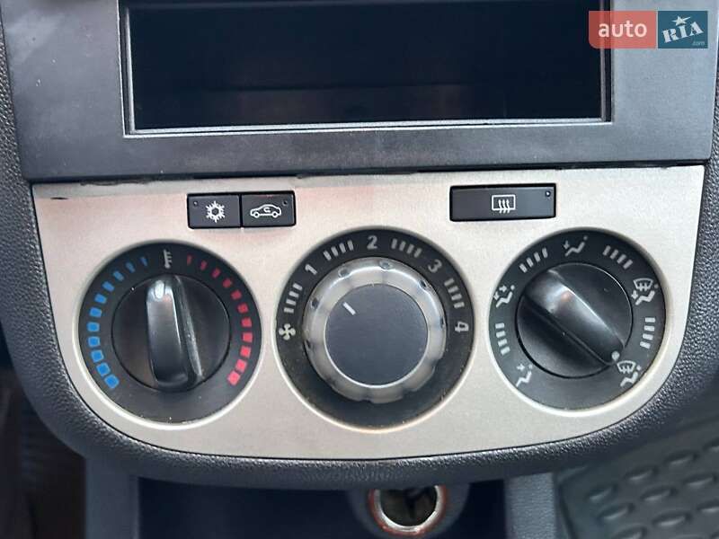 Хэтчбек Opel Corsa 2007 в Одессе