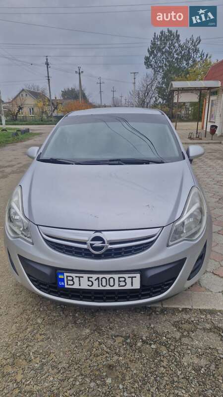 Хэтчбек Opel Corsa 2011 в Херсоне