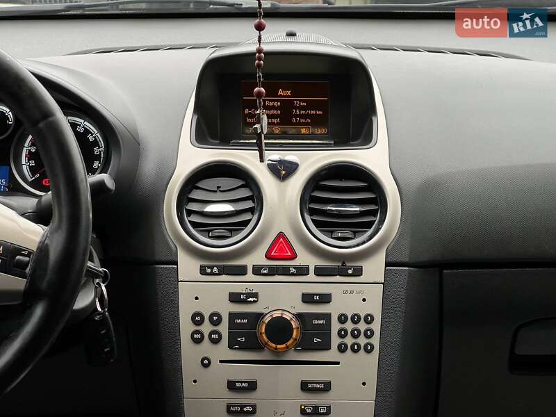 Хетчбек Opel Corsa 2008 в Івано-Франківську