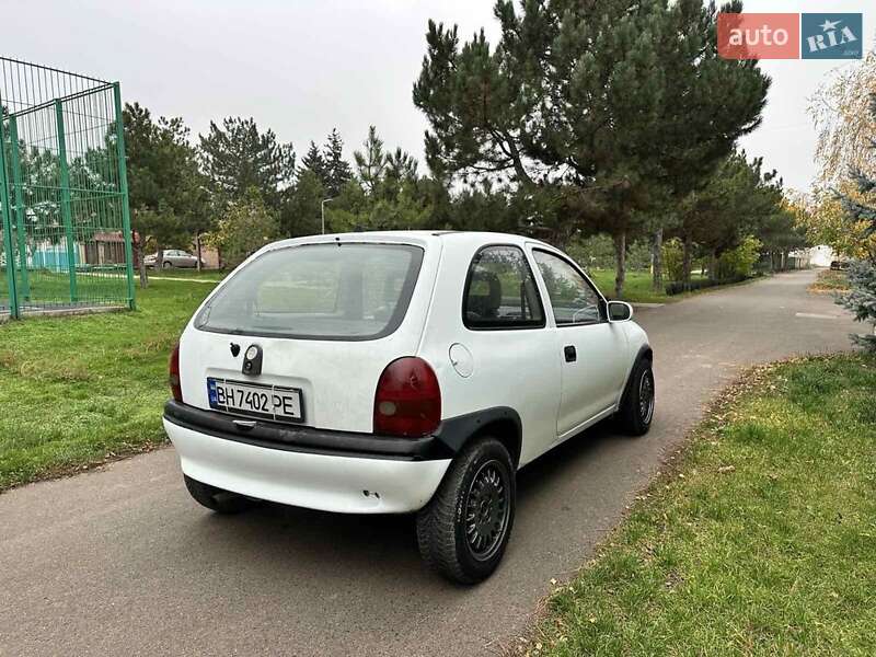 Хэтчбек Opel Corsa 1995 в Одессе фото 4 Хэтчбек Opel Corsa 1995 в Одессе