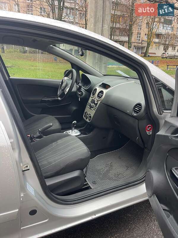 Хэтчбек Opel Corsa 2007 в Харькове