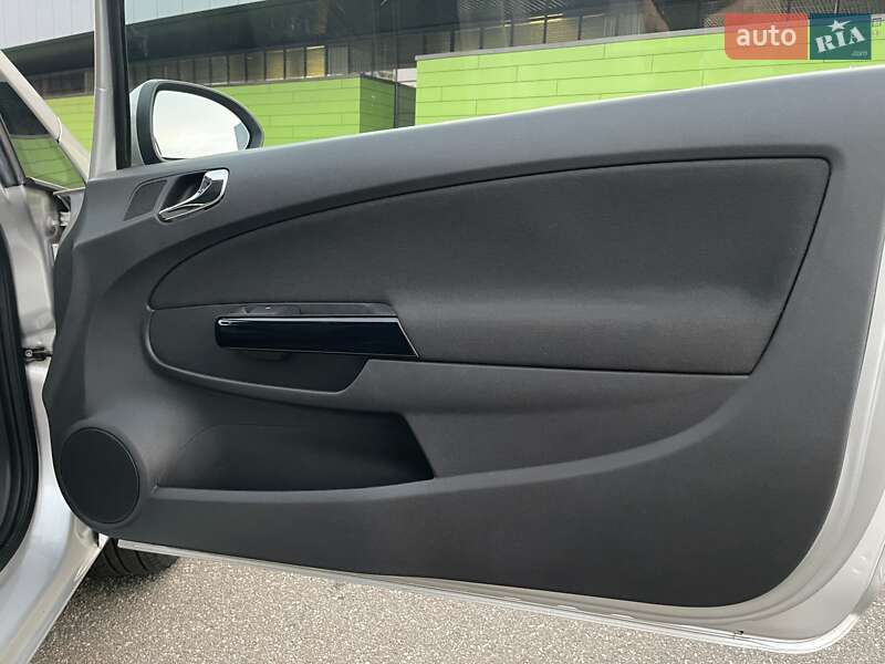 Хетчбек Opel Corsa 2007 в Києві фото 36 Хетчбек Opel Corsa 2007 в Києві