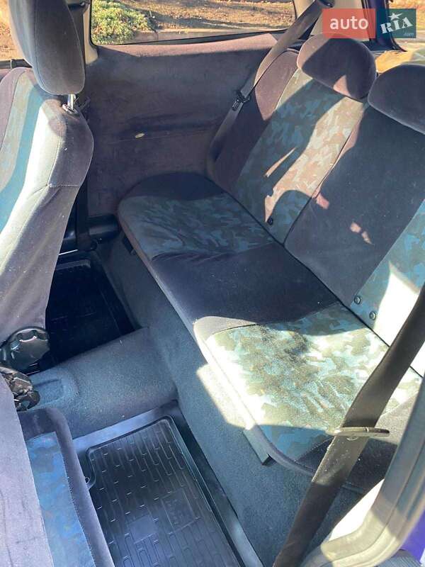 Хетчбек Opel Corsa 1999 в Первомайську