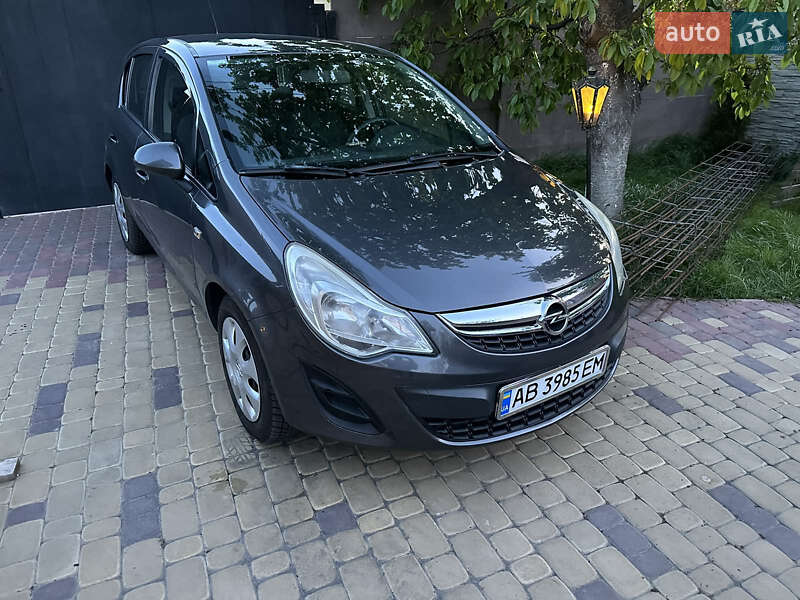 Хетчбек Opel Corsa 2012 в Вінниці