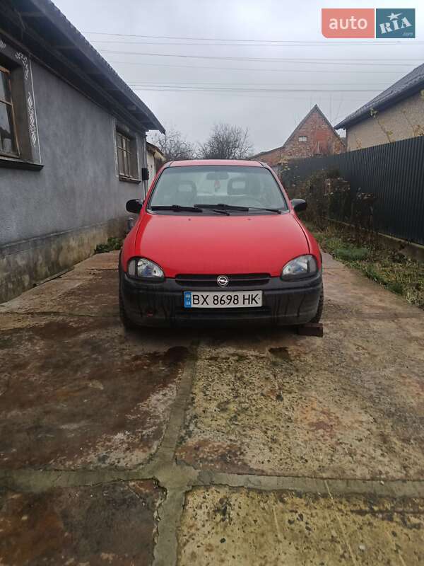 Хетчбек Opel Corsa 1994 в Ярмолинцях