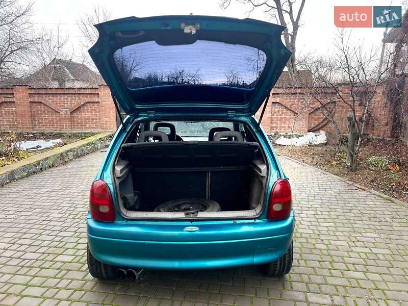 Хэтчбек Opel Corsa 1995 в Лысянке фото 10 Хэтчбек Opel Corsa 1995 в Лысянке