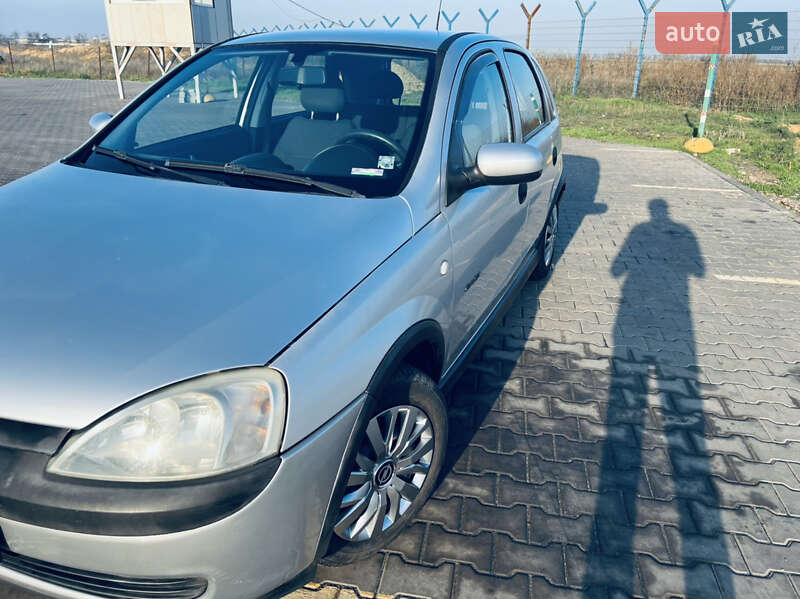Хэтчбек Opel Corsa 2002 в Одессе