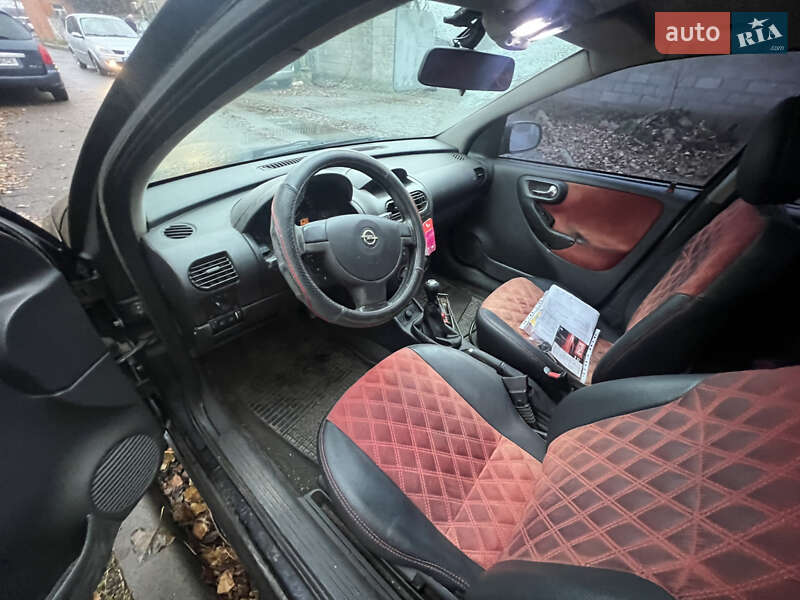 Хэтчбек Opel Corsa 2003 в Белой Церкви