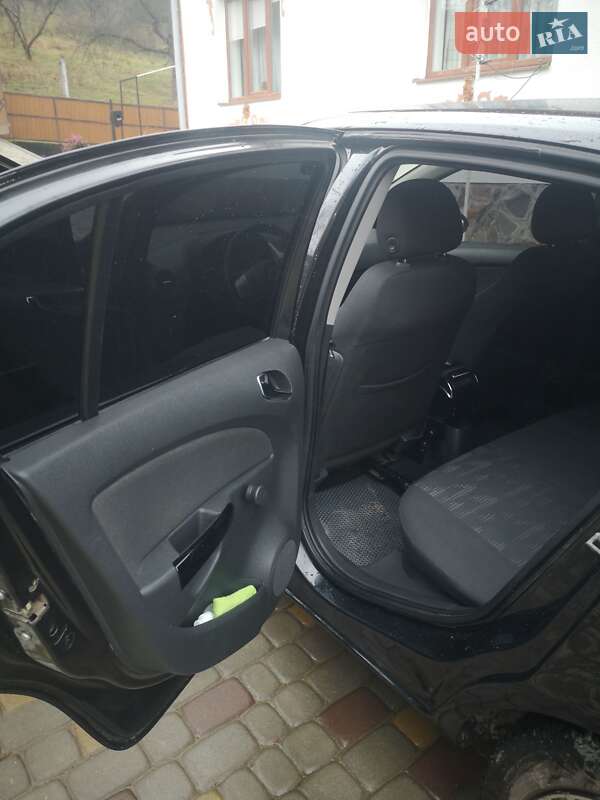 Хэтчбек Opel Corsa 2012 в Коломые