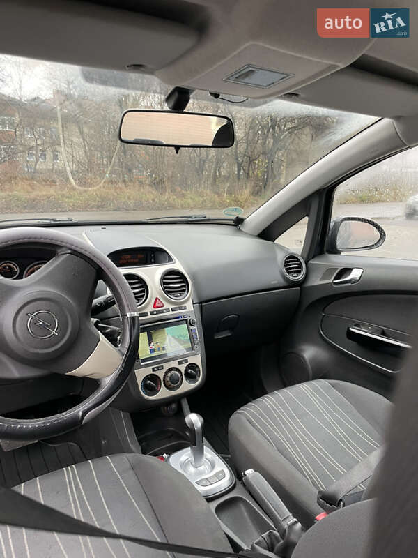 Хетчбек Opel Corsa 2008 в Коломиї