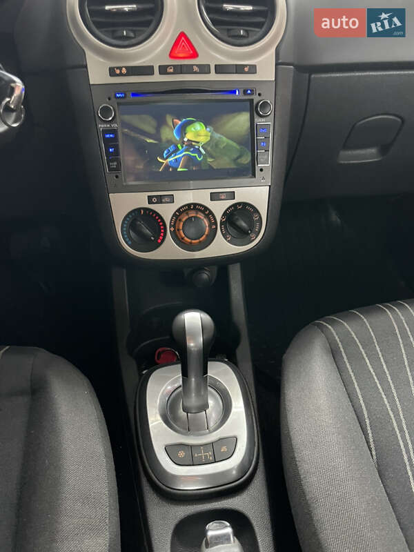Хетчбек Opel Corsa 2008 в Коломиї