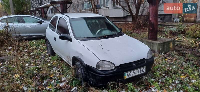 Хетчбек Opel Corsa 1994 в Дніпрі фото 4 Хетчбек Opel Corsa 1994 в Дніпрі