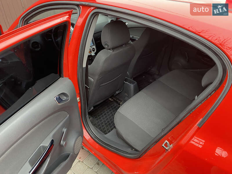 Хэтчбек Opel Corsa 2008 в Ровно фото 11 Хэтчбек Opel Corsa 2008 в Ровно