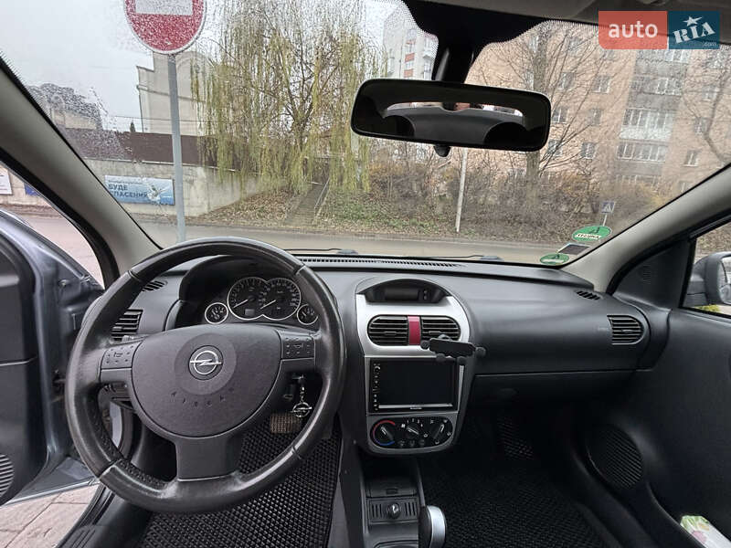 Хэтчбек Opel Corsa 2005 в Тернополе