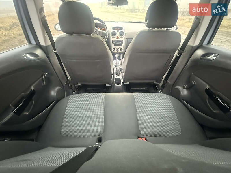 Хэтчбек Opel Corsa 2008 в Львове