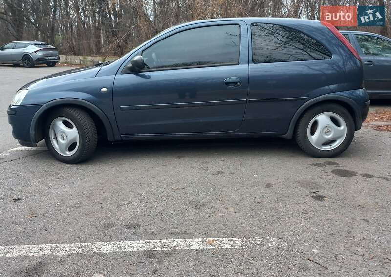 Хетчбек Opel Corsa 2006 в Полтаві
