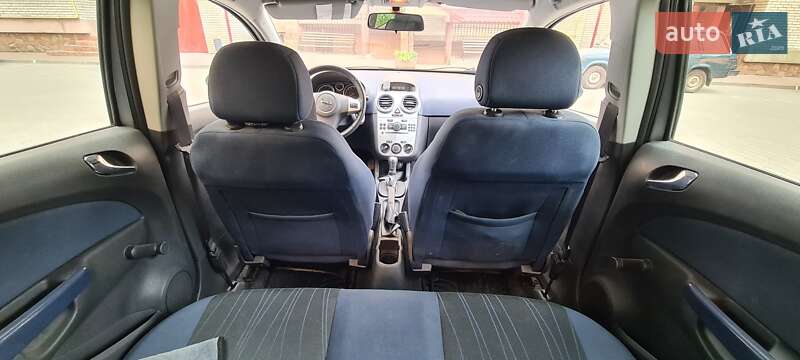 Хэтчбек Opel Corsa 2010 в Тернополе