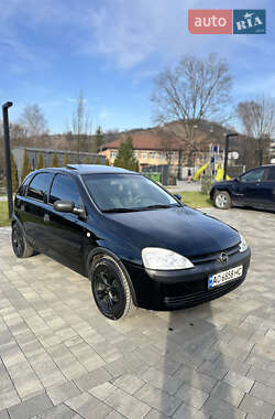 Хетчбек Opel Corsa 2001 в Ужгороді