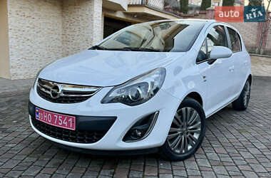 Хэтчбек Opel Corsa 2013 в Черновцах