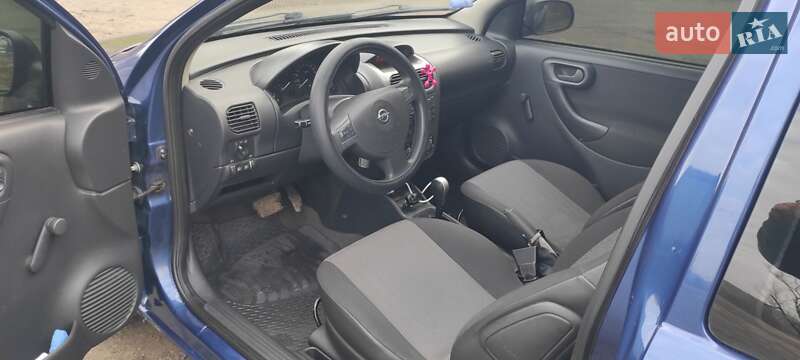 Хетчбек Opel Corsa 2005 в Монастириській
