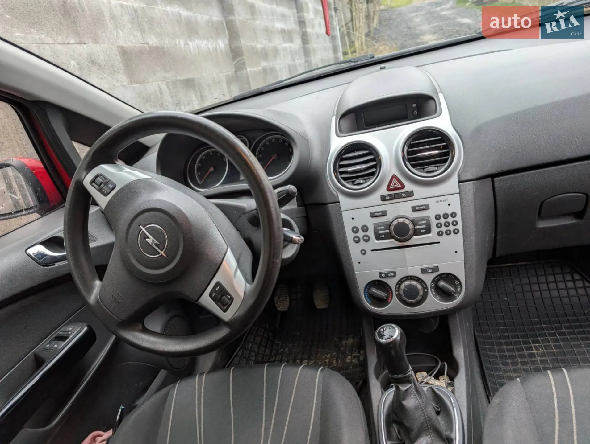 2010 Opel Corsa - мініатюра 2