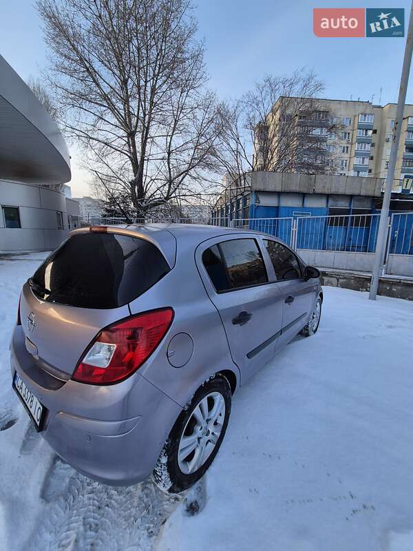 Хетчбек Opel Corsa 2007 в Черкасах фото 3 Хетчбек Opel Corsa 2007 в Черкасах