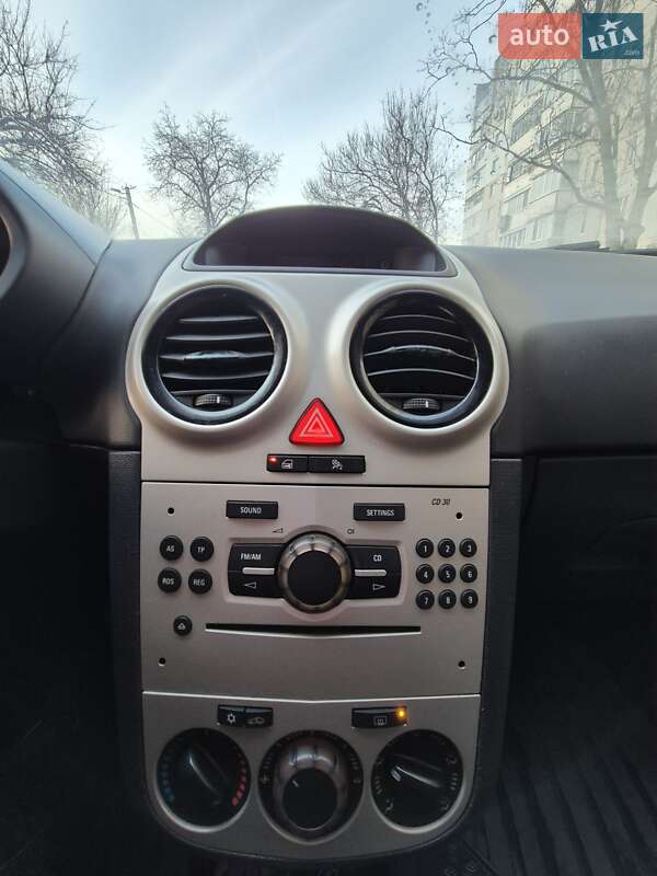 Хетчбек Opel Corsa 2007 в Черкасах фото 11 Хетчбек Opel Corsa 2007 в Черкасах