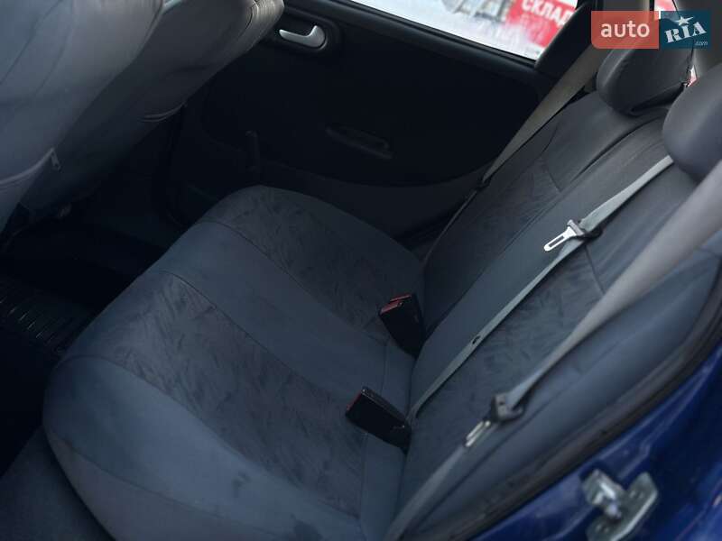 Хэтчбек Opel Corsa 2006 в Надворной