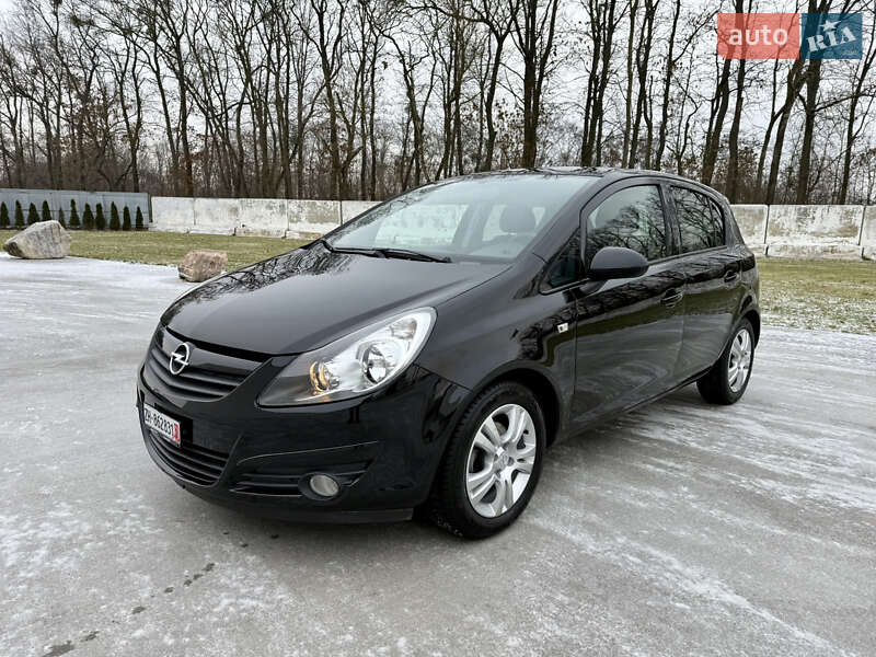 Хэтчбек Opel Corsa 2009 в Луцке