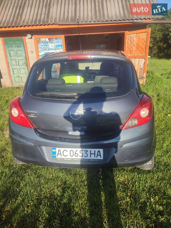 Хэтчбек Opel Corsa 2008 в Луцке