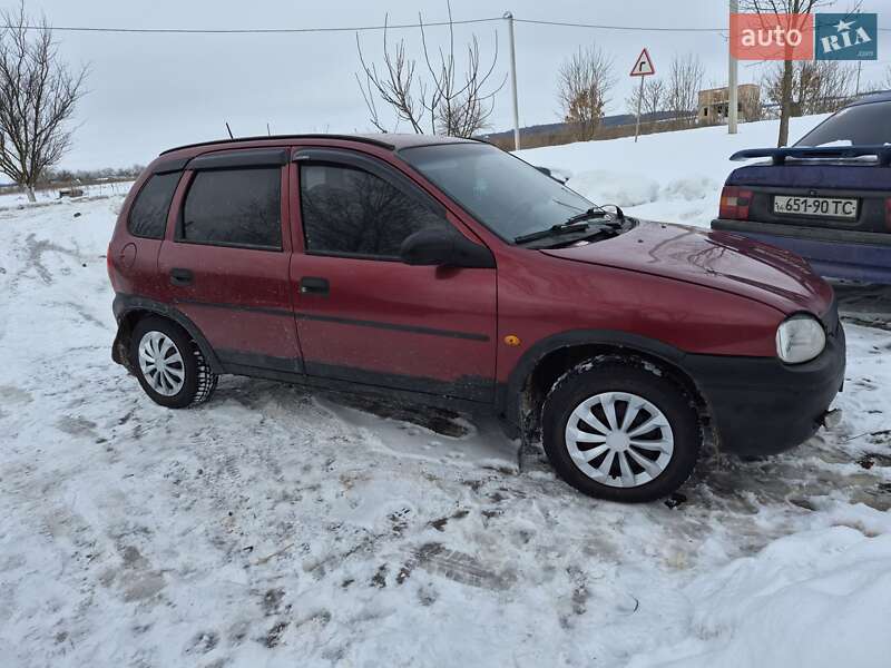 Хэтчбек Opel Corsa 1996 в Здолбунове фото 6 Хэтчбек Opel Corsa 1996 в Здолбунове