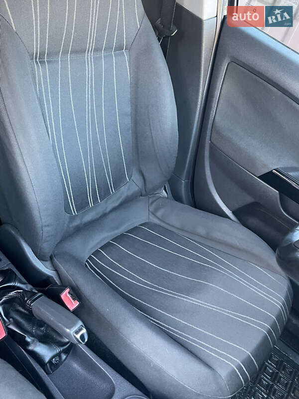 Хэтчбек Opel Corsa 2007 в Киеве