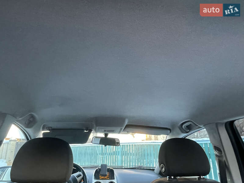 Хэтчбек Opel Corsa 2007 в Киеве