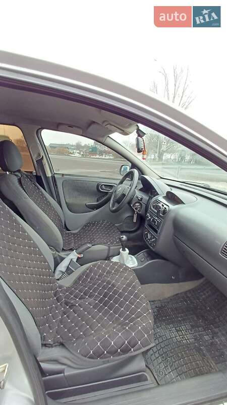 Хэтчбек Opel Corsa 2002 в Дубровице фото 8 Хэтчбек Opel Corsa 2002 в Дубровице