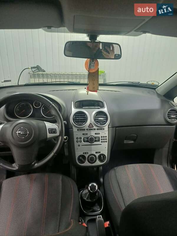 Хэтчбек Opel Corsa 2010 в Житомире фото 15 Хэтчбек Opel Corsa 2010 в Житомире