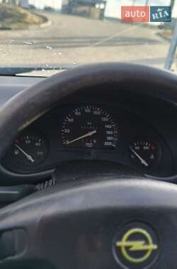 Хэтчбек Opel Corsa 2000 в Львове фото 7 Хэтчбек Opel Corsa 2000 в Львове