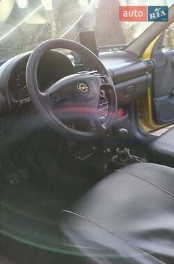 Хэтчбек Opel Corsa 2000 в Львове фото 6 Хэтчбек Opel Corsa 2000 в Львове