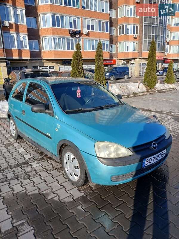 Хетчбек Opel Corsa 2002 в Тернополі