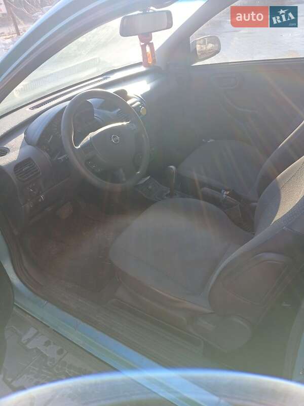 Хетчбек Opel Corsa 2002 в Тернополі