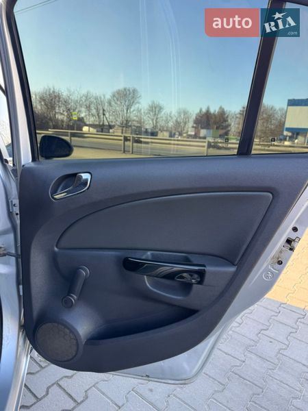 Хетчбек Opel Corsa 2012 в Хмельницькому