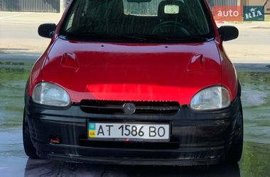 Хетчбек Opel Corsa 1995 в Івано-Франківську