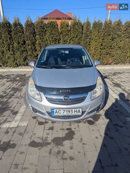 Хэтчбек Opel Corsa 2008 в Луцке
