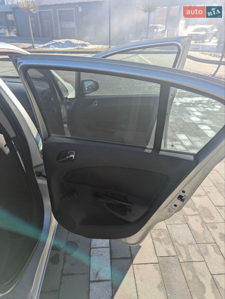 Хэтчбек Opel Corsa 2008 в Луцке