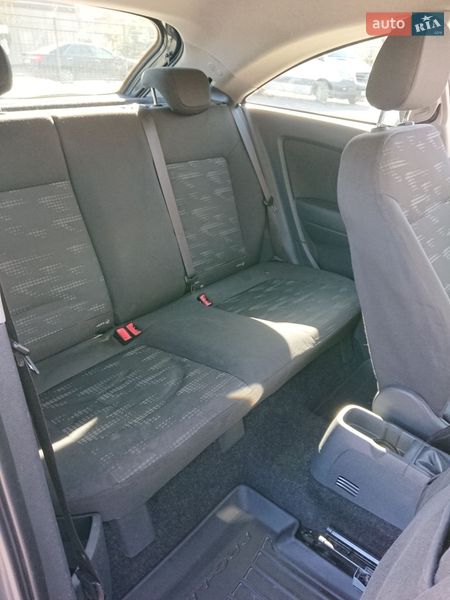 Хэтчбек Opel Corsa 2011 в Житомире